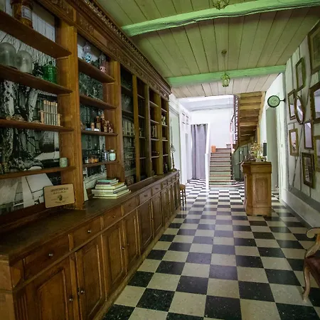 Maison Doat 1823 Bed and breakfast Perchede