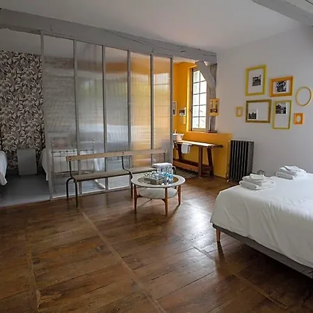 Maison Doat 1823 Alojamento de Acomodação e Pequeno-almoço Perchede
