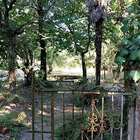 Maison Doat 1823 Alojamento de Acomodação e Pequeno-almoço Perchede